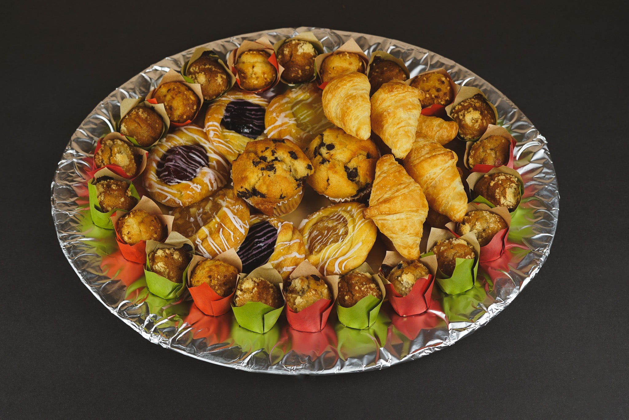 Assorted Mini Pastries (Croissants, Danishes, Muffins) – Bissell Harvest